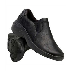 Nurse Mates Dove - New In Box